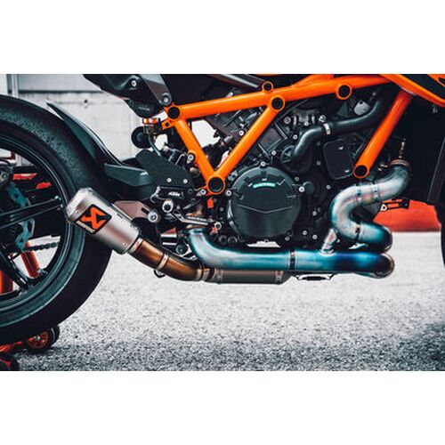 Akrapovic-Kit Evolution Line