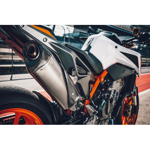 Akrapovic Evolution Line