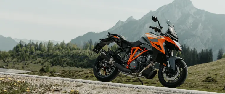 KTM 1290 Super Duke GT: Ergonomie und Gepäck