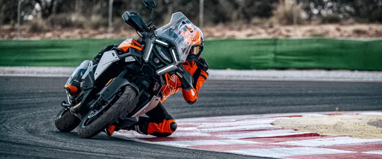 KTM 1390 Super Adventure S EVO: Bremse