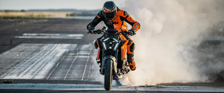 KTM 1390 Super Duke R: Motor