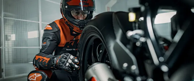 KTM 1390 Super Duke RR TRACK: Motor