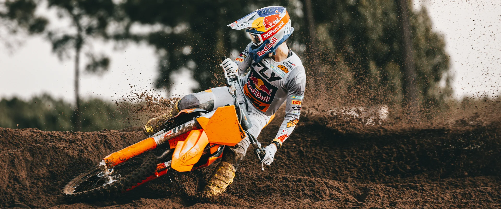 KTM 350 SX-F in Fahrt