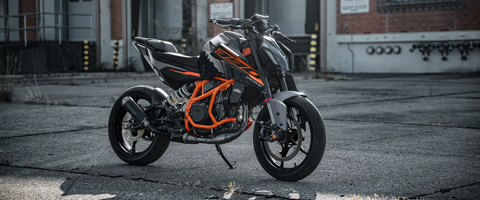 KTM 390 Duke in Fahrt