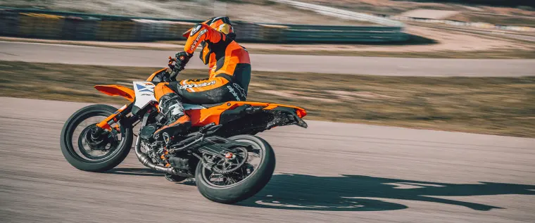 KTM 390 SMC R: Antrieb