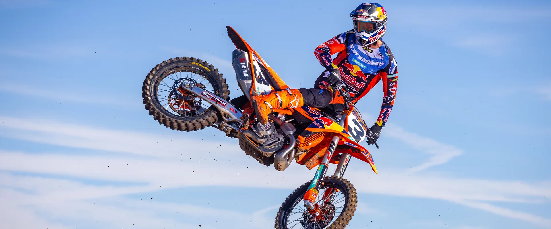 KTM 450 SX-F FACTORY EDITION in Fahrt