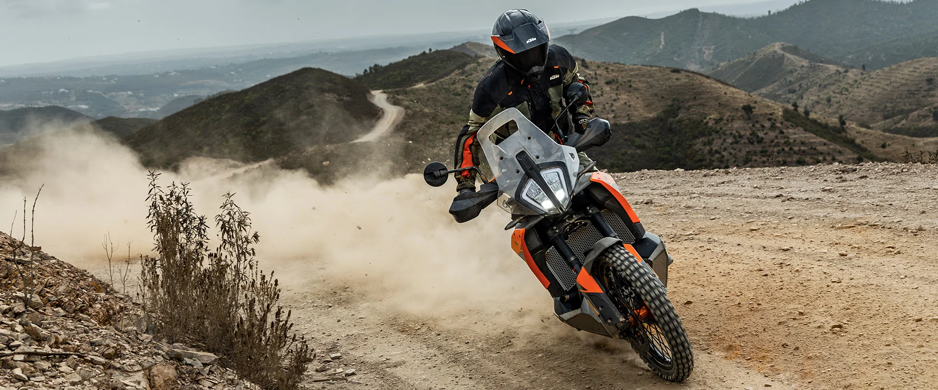 KTM 790 Adventure in Fahrt
