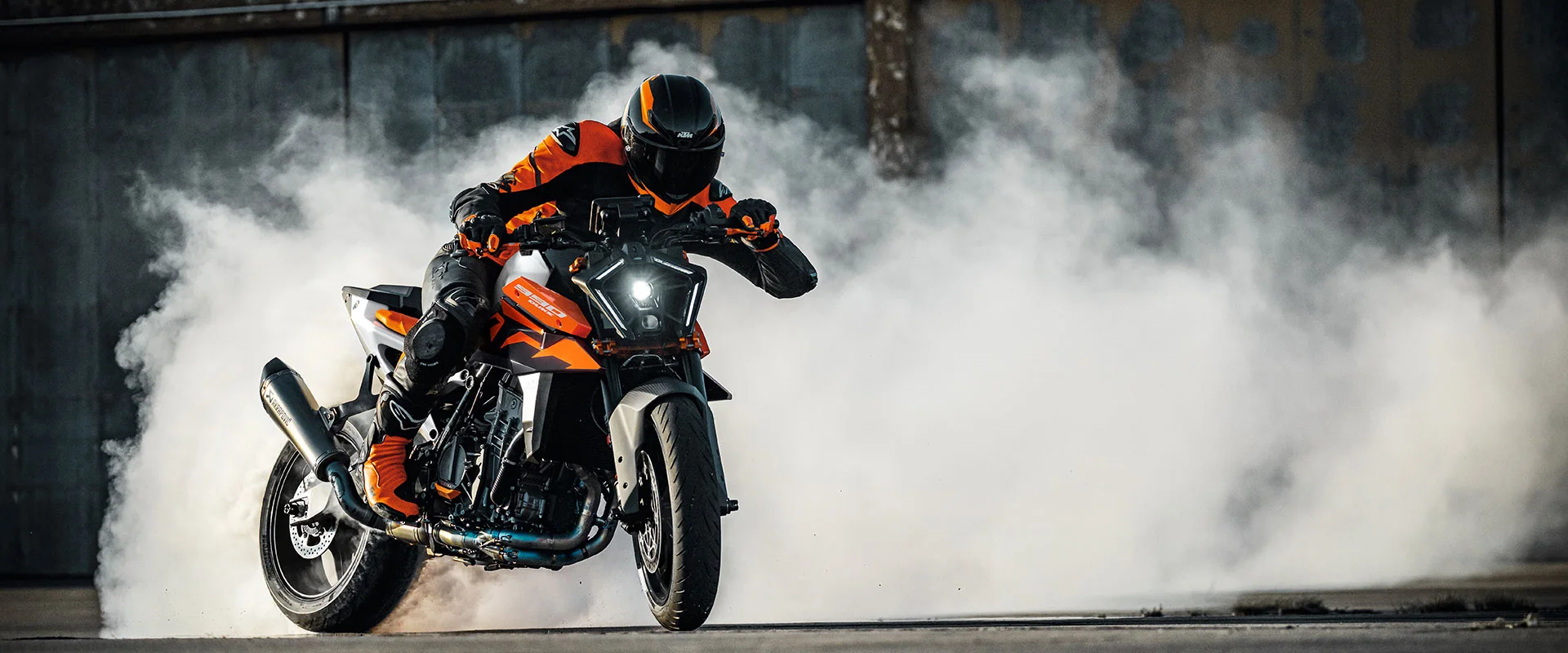 KTM 990 Duke in Fahrt