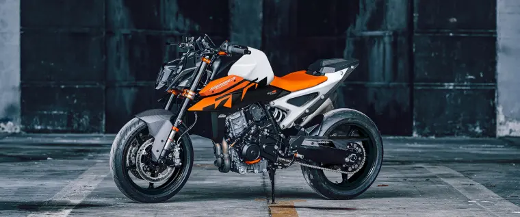 KTM 990 Duke: Antrieb