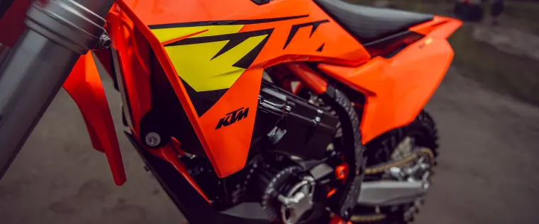 KTM SX-E 3: Fahrwerk