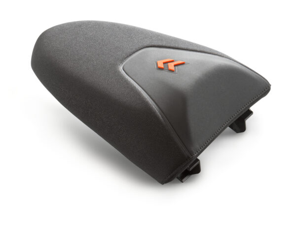 pho_pp_nmon_95807947000_ergo_pillion_seat__sall__awsg__v1