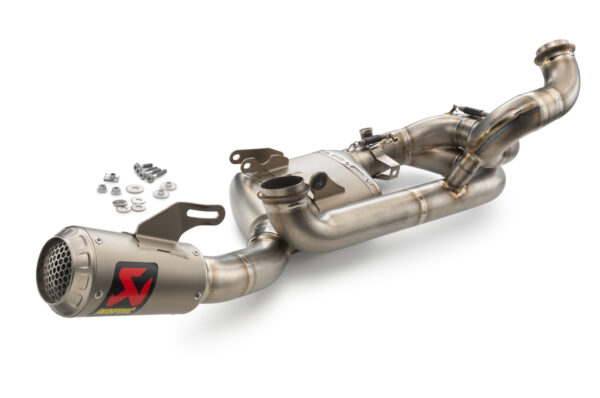 pho_pp_nmon_61705999000_akrapovic_evolution_line___sall__awsg__v1