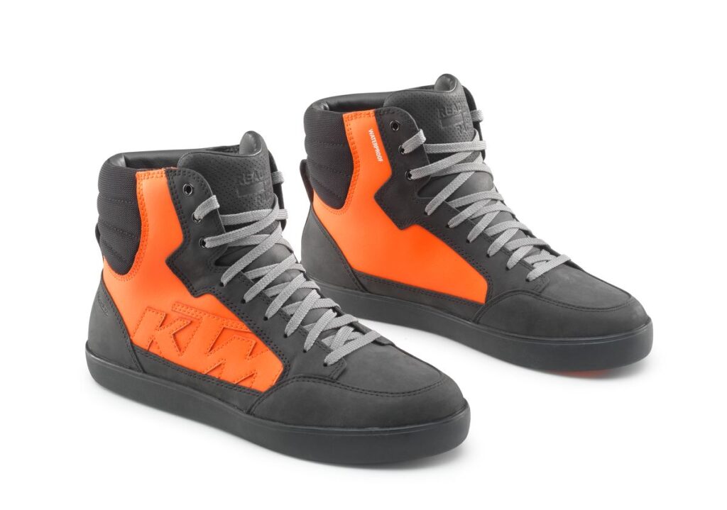 J-6 Schuhe wasserdicht