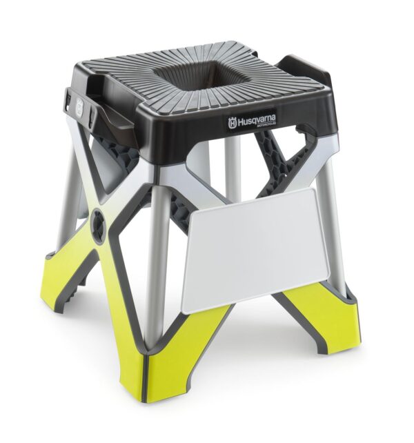 pho_hp_nmon_79129955000bja_bike_stand__sall__awsg__v1