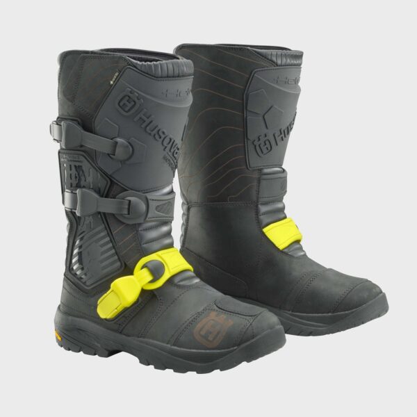 pho_hs_pers_vs_3hs24001180x_scalar_gore_tex_boots_front__sall__awsg__v1