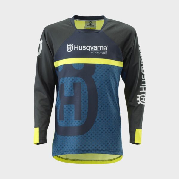 pho_hs_pers_vs_93998_3hs22001410x_kids_railed_shirt_front__sall__awsg__v1