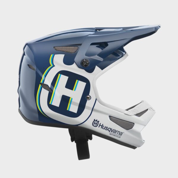 pho_hs_pers_vs_96086_3hs22004720x_kids_status_helmet_side__sall__awsg__v1