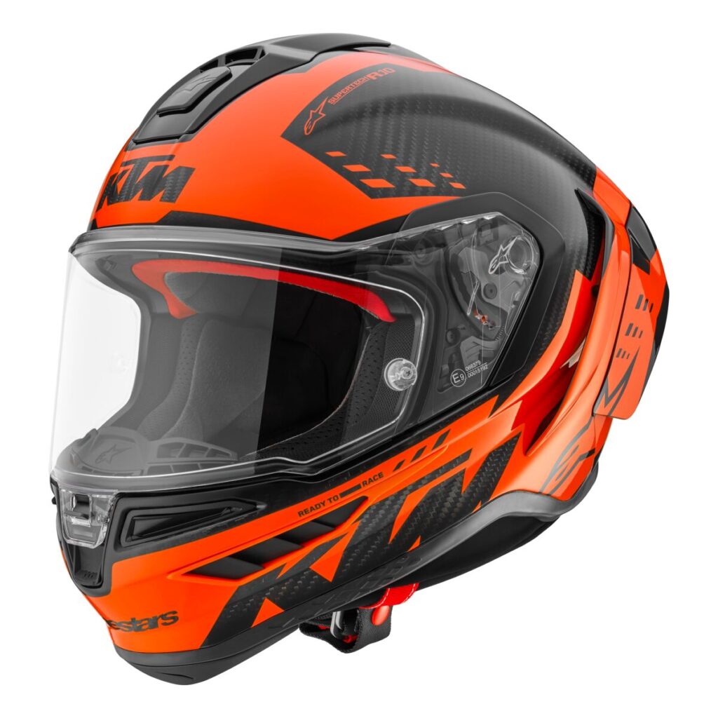 Supertech R10 Carbon Helm